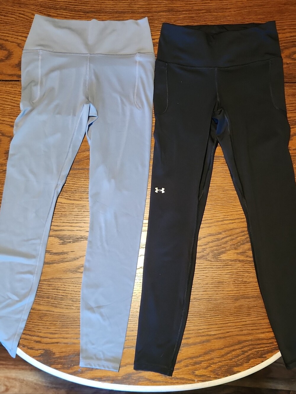 Under Armour WOMANS Black and Light Gray / Blue Athletic Leggings